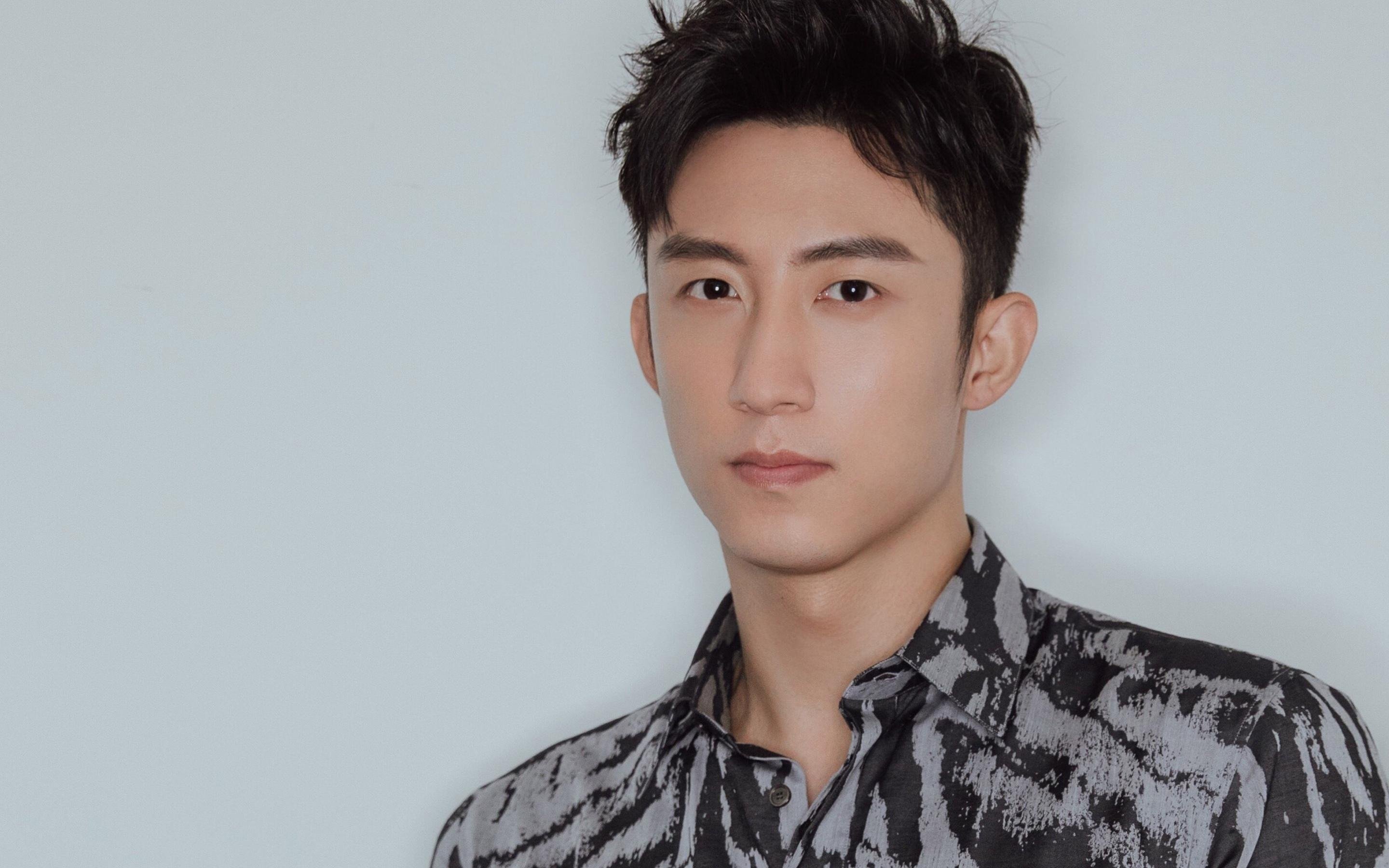 伊朗选手成功卫冕男子速度攀岩金牌,伊朗处死摔跤冠军